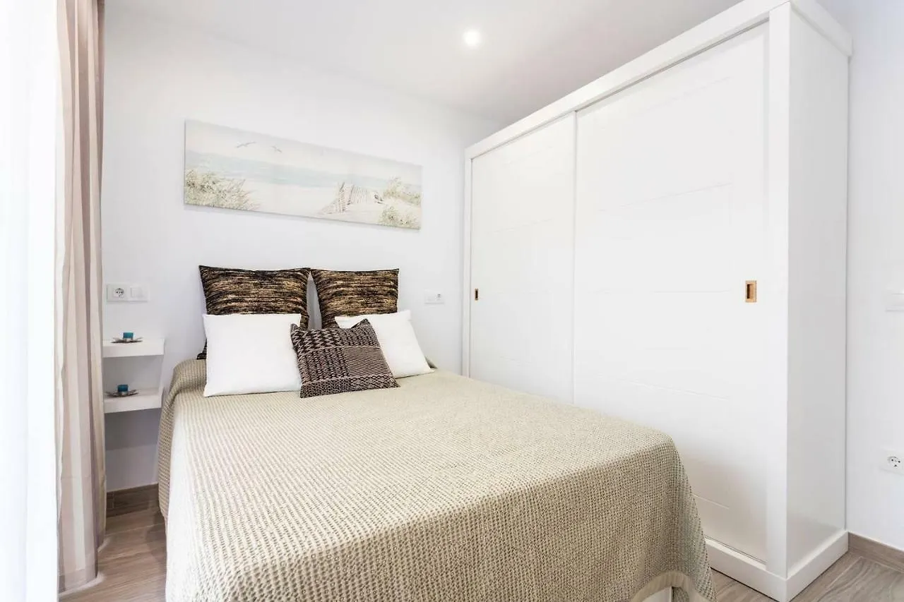 Apartamento Fuengirola-Playa Los Boliches 0*, Fuengirola Spain